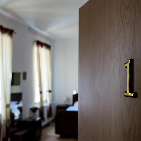 Viktorija Bed and Breakfast 3*