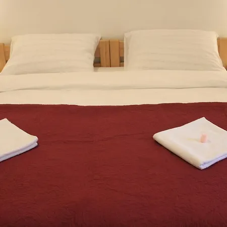 Viktorija Bed and Breakfast