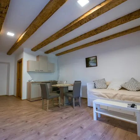 Viktorija krevet i doručak 3*