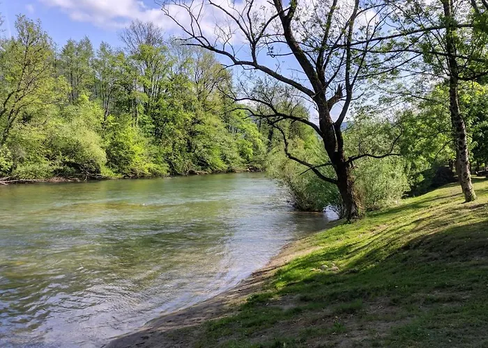 Viktorija Alojamento de Acomodação e Pequeno-almoço Brod na Kupi